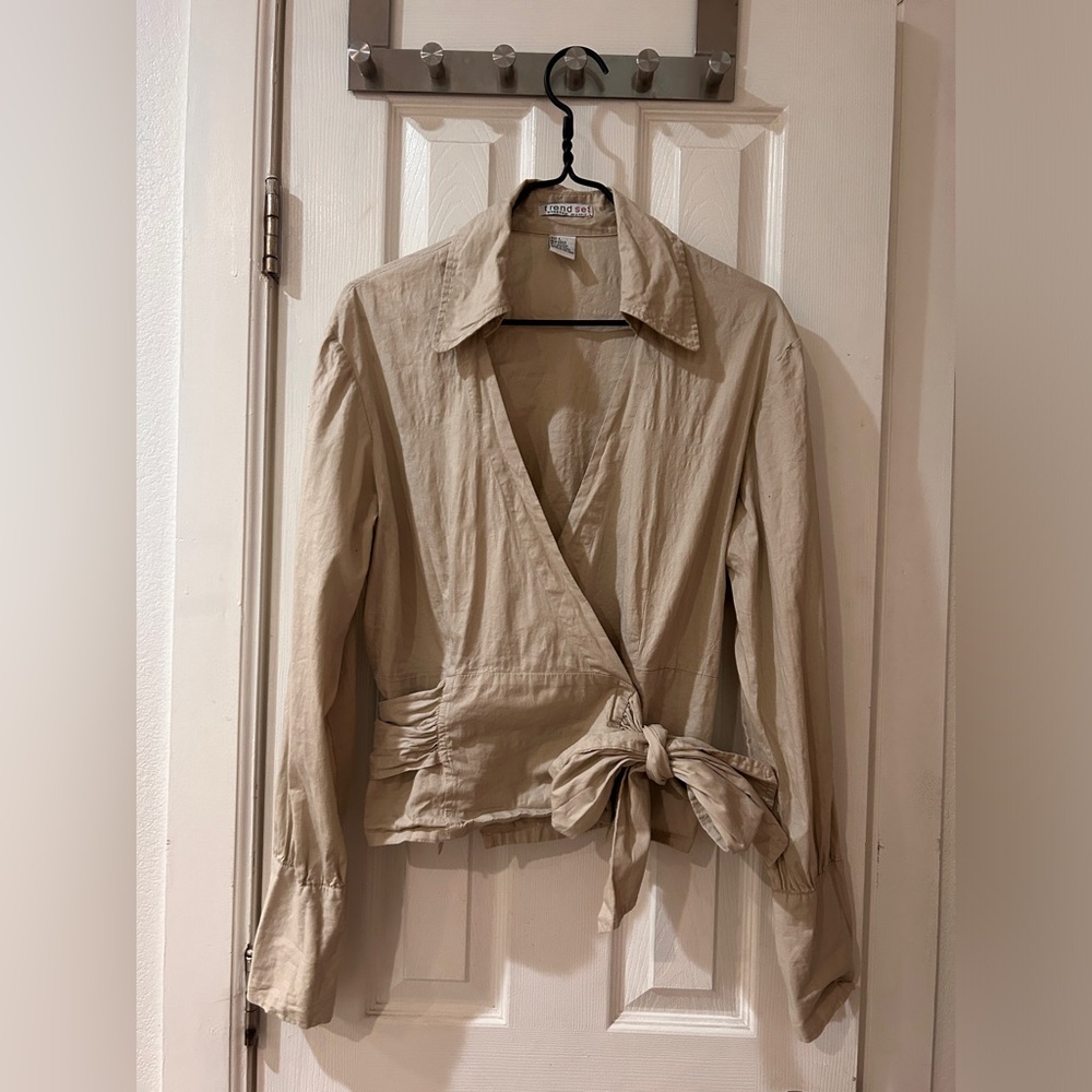 Vintage wrap top